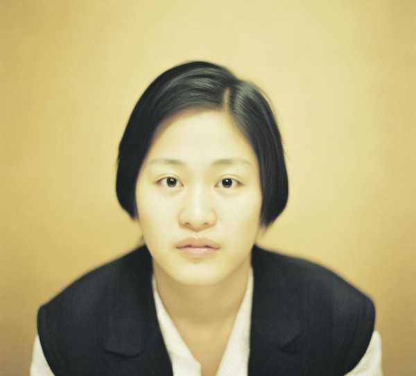 花朵繁盛之道，揭秘避免徒长叶子的养护秘籍